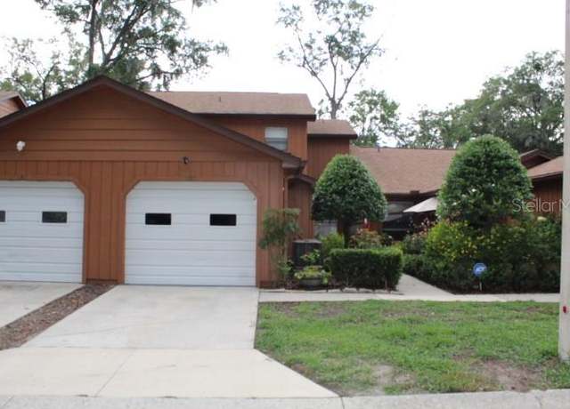 Property at 2701 NE 10th St #202, Ocala, FL 34470, 2 beds, 2.5 baths