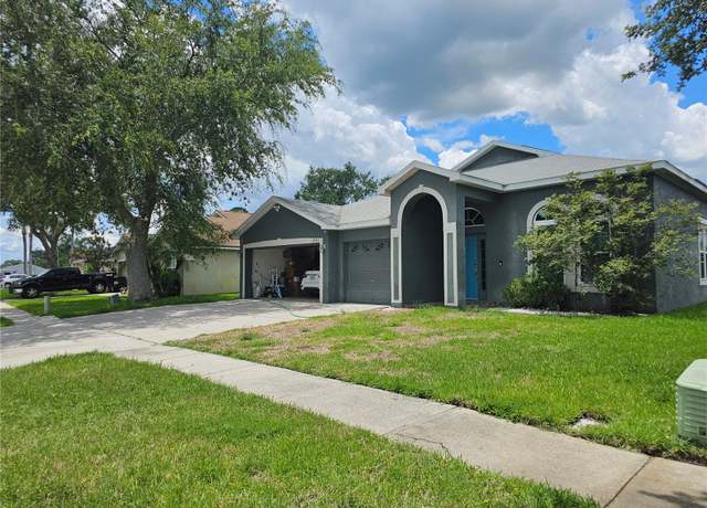 Property at 35535 Wickingham Ct, Zephyrhills, FL 33541, 4 beds, 2.5 baths