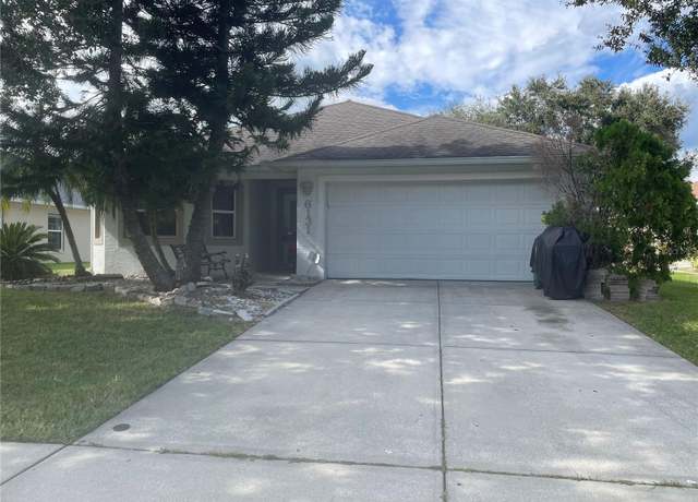 Property at 6131 Sabal Point Cir, Port Orange, FL 32128, 3 beds, 2 baths