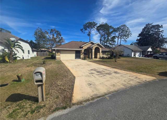Property at 70 Wedgewood Ln, Palm Coast, FL 32164, 3 beds, 2 baths