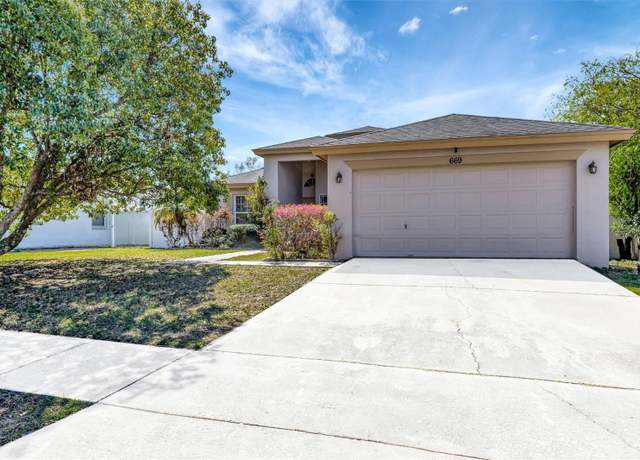 Property at 669 Lakemont Dr, Brandon, FL 33510, 3 beds, 2 baths