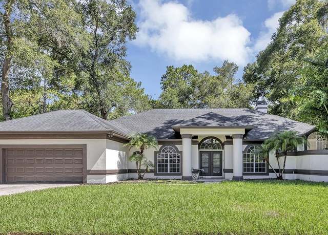 Property at 2313 Park Village Pl, Apopka, FL 32712, 4 beds, 3 baths