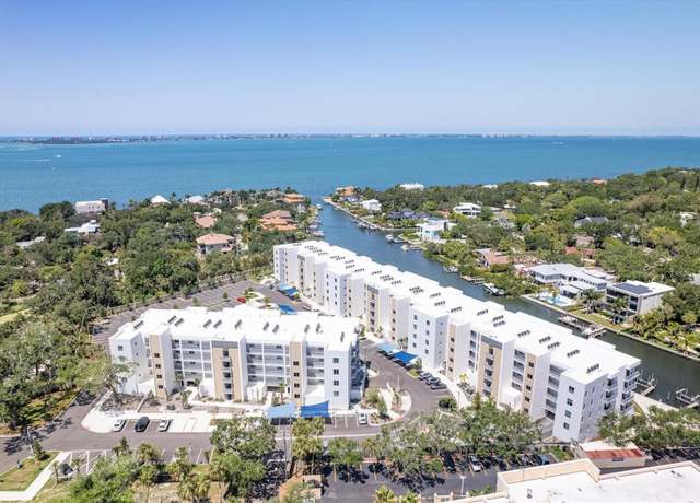 Property at 1709 N Tamiami Trl #422, Sarasota, FL 34234, 1 bed, 2 baths