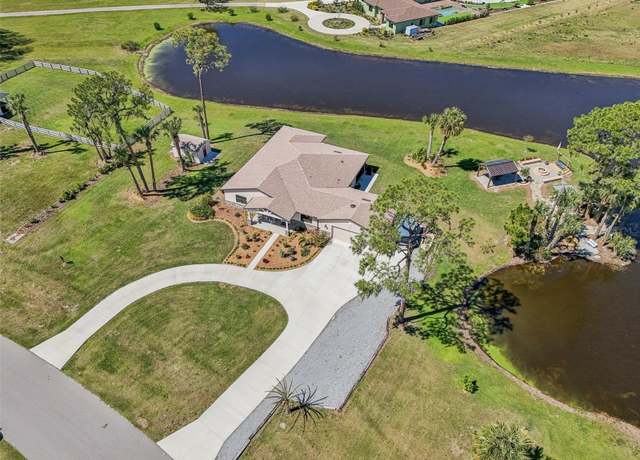 Property at 3607 Hidden River Ln, Tavares, FL 32778, 3 beds, 2.5 baths