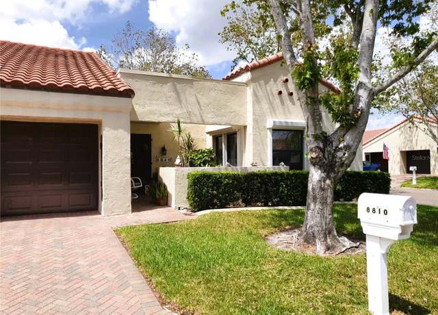 Property at 8810 41st St N, Pinellas Park, FL 33782, 2 beds, 2 baths