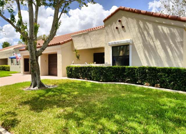 Property at 8810 41st St N, Pinellas Park, FL 33782, 2 beds, 2 baths