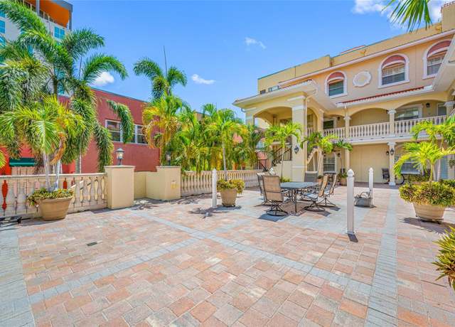 Property at 340 1st St N Unit I, St Petersburg, FL 33701, 3 beds, 2.5 baths