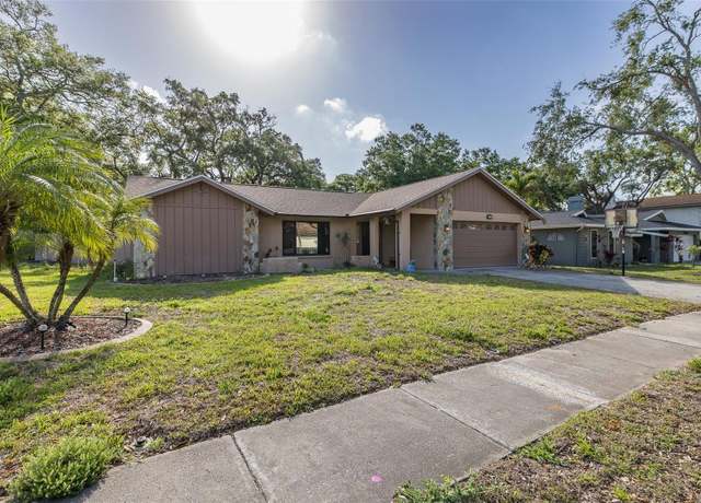 Property at 512 Winding Willow Dr, Palm Harbor, FL 34683, 3 beds, 2 baths