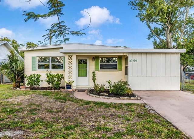 Property at 1059 Lillian St, Venice, FL 34285, 3 beds, 1 bath