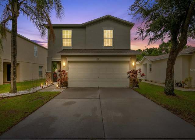Property at 7842 Carriage Pointe Dr, Gibsonton, FL 33534, 4 beds, 2.5 baths
