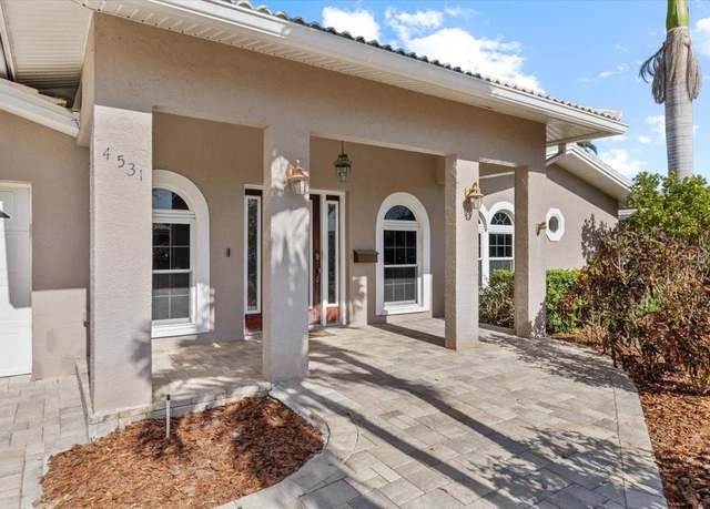 Property at 4531 44th St S, St Petersburg, FL 33711, 5 beds, 2.5 baths