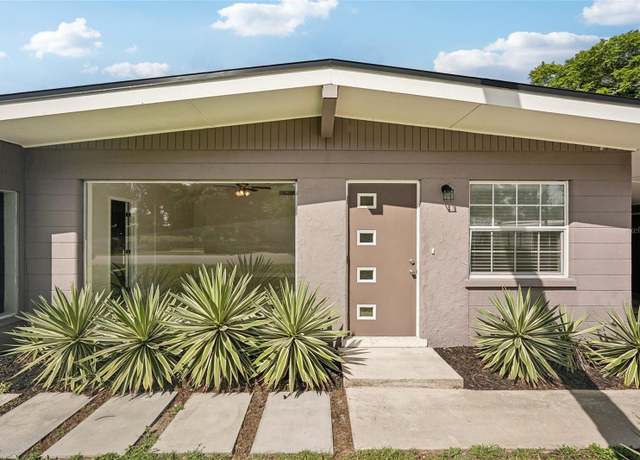 Property at 1642 Banyan Dr, Venice, FL 34293, 3 beds, 2 baths