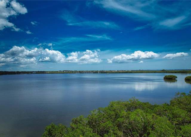 Property at 160 Bayshore Dr, Terra Ceia, FL 34250
