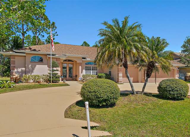Property at 4 Wainwright Pl, Palm Coast, FL 32164, 4 beds, 2.5 baths