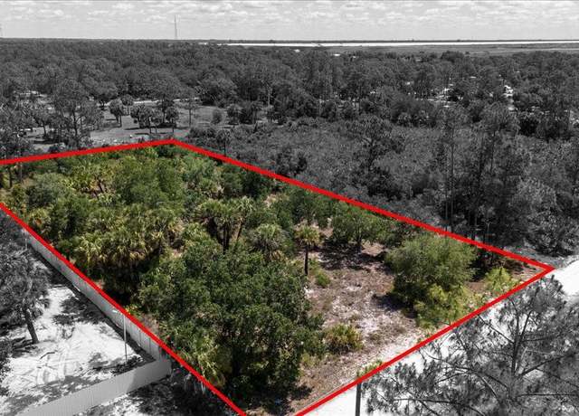 Property at 7906 23rd Pl, Labelle, FL 33935