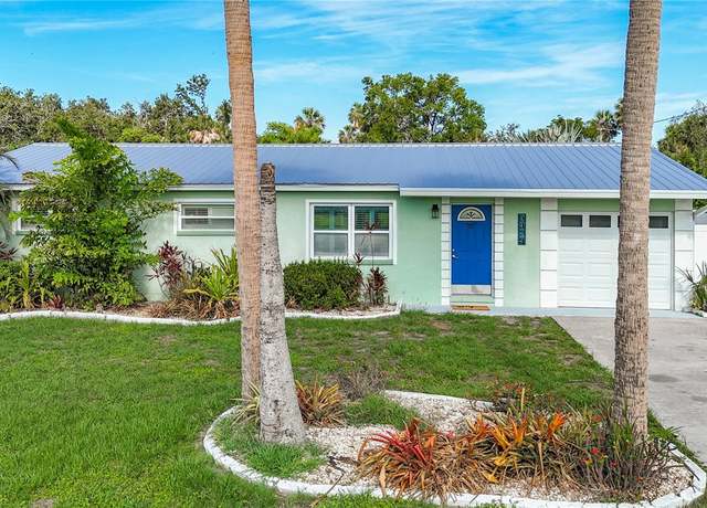 Property at 9929 Bay Dr, Gibsonton, FL 33534, 3 beds, 2 baths