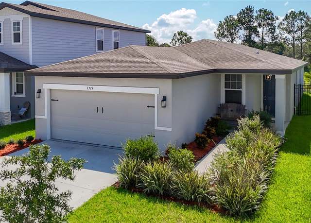 Property at 3329 Fresno Pl, Zephyrhills, FL 33541, 4 beds, 2 baths