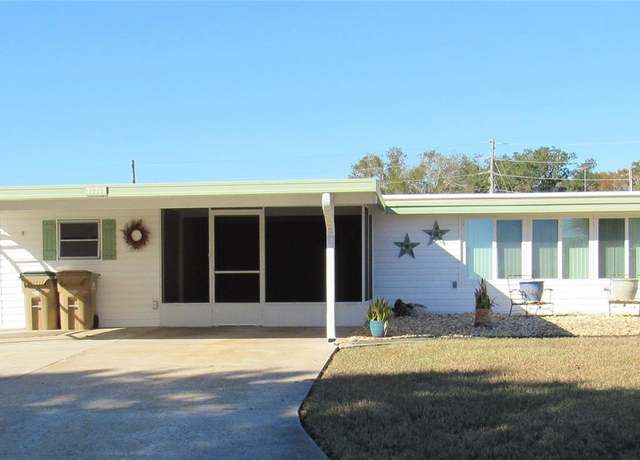 Property at 31715 Clayton St, Tavares, FL 32778, 3 beds, 2 baths