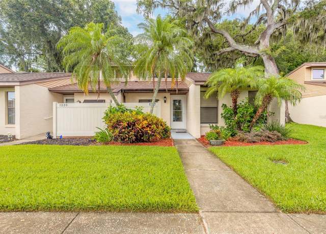 Property at 1237 Charter Oaks Cir, Daytona Beach, FL 32117, 2 beds, 2 baths