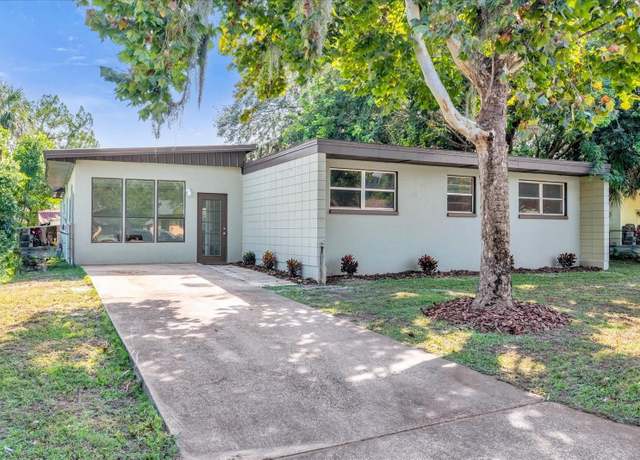 Property at 1603 Woodlyn Dr, Leesburg, FL 34748, 3 beds, 2 baths