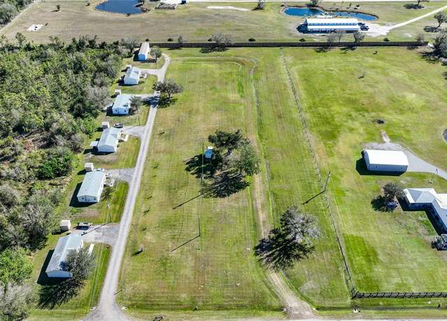 Property at 10586 SW Park Ave, Arcadia, FL 34269, 10 beds, 10 baths