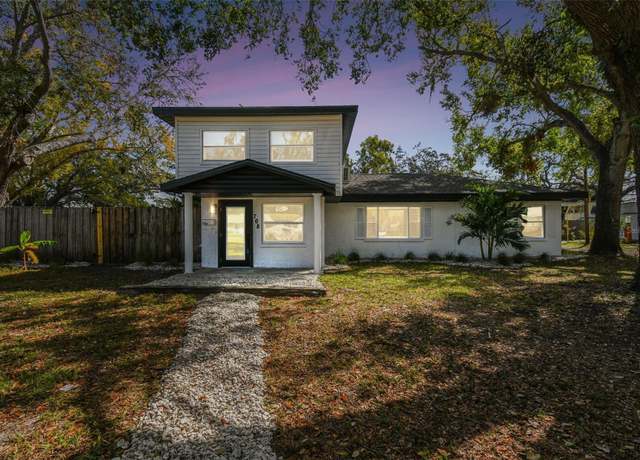 Property at 708 15th Ave W, Palmetto, FL 34221, 3 beds, 2 baths