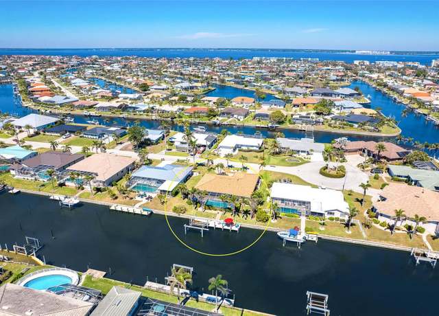 Property at 471 Capri Isles Ct, Punta Gorda, FL 33950, 3 beds, 3 baths