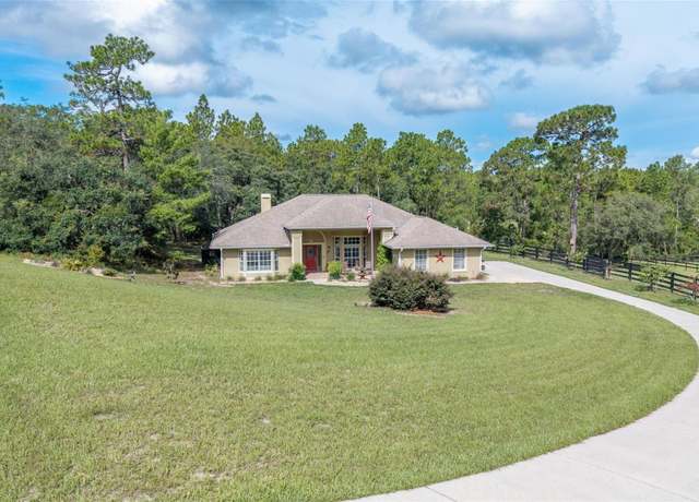 Property at 4577 W Tomahawk Dr, Beverly Hills, FL 34465, 3 beds, 2 baths