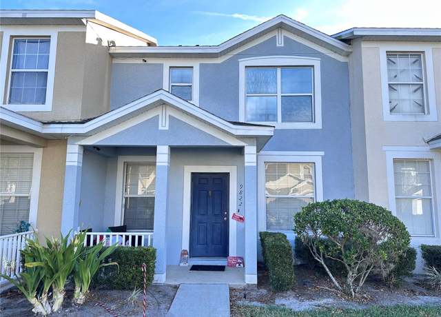 Property at 9822 Carlsdale Dr, Riverview, FL 33578, 2 beds, 2.5 baths