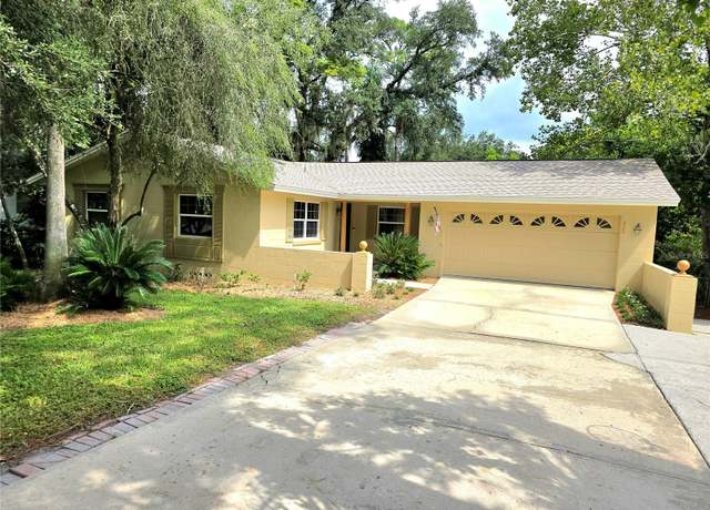 Property at 425 E Hillcrest St, Altamonte Springs, FL 32701, 3 beds, 2 baths