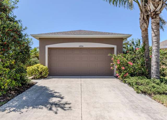 Property at 11924 Tempest Harbor Loop, Venice, FL 34292, 3 beds, 2 baths