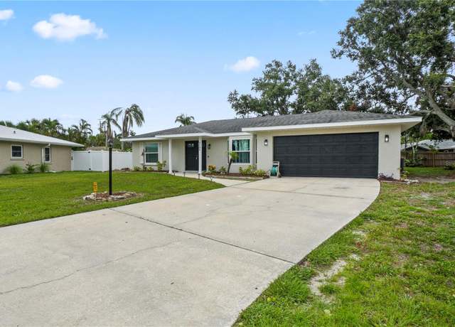 Property at 7108 14th Ave NW, Bradenton, FL 34209, 2 beds, 2 baths