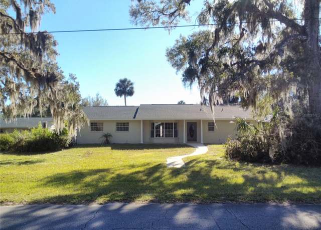 Property at 1848 Ridgewood St, Deland, FL 32720, 3 beds, 3 baths
