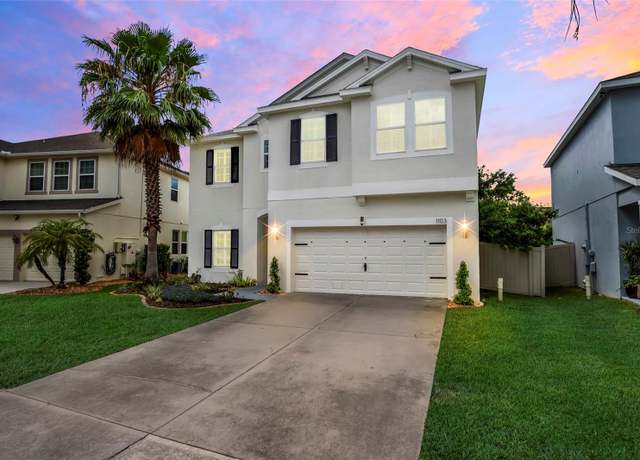Property at 1103 White Water Bay Dr, Groveland, FL 34736, 5 beds, 3 baths