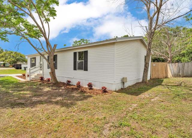 Property at 4838 Rolling Meadow Dr, Lakeland, FL 33810, 3 beds, 2 baths