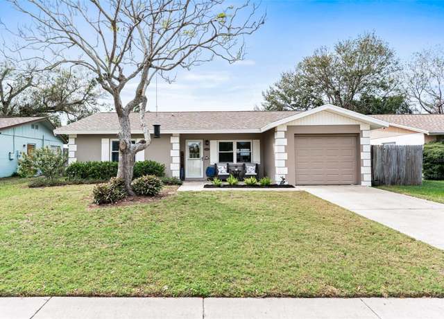 Property at 12162 Aurora Ct, Largo, FL 33774, 3 beds, 1 bath