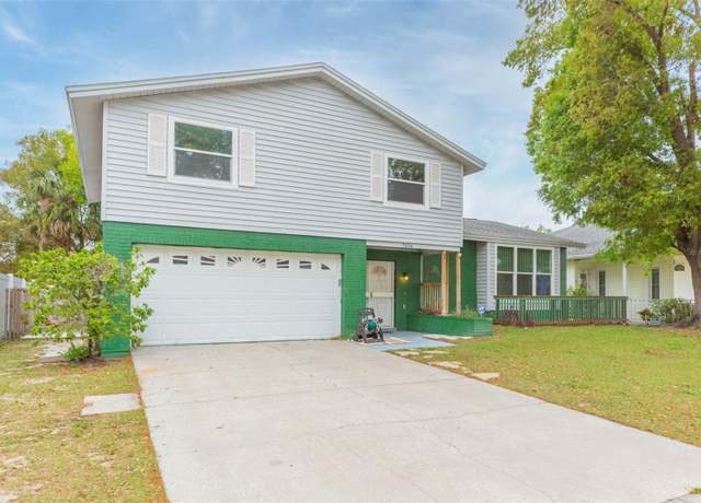 Property at 7434 Oakvista Cir, Tampa, FL 33634, 5 beds, 2.5 baths