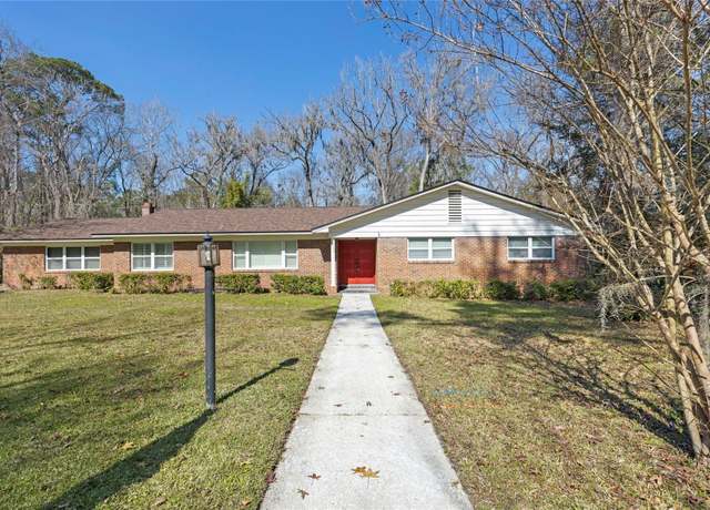 Property at 9230 NW 10th Pl, Gainesville, FL 32606, 4 beds, 2.5 baths