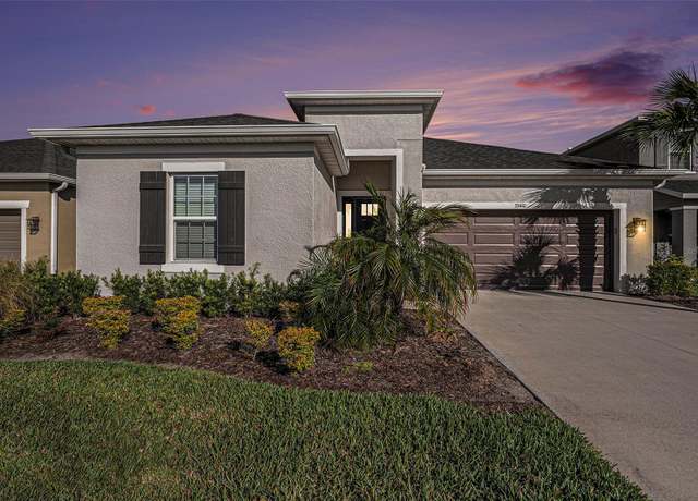 Property at 33410 Castaway Loop, Wesley Chapel, FL 33543, 4 beds, 3 baths