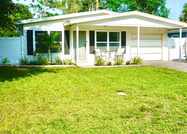 Property at 135 Emerald Ln, Largo, FL 33771, 2 beds, 1 bath