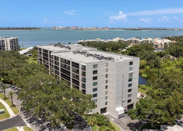 Property at 220 Belleview Blvd #709, Belleair, FL 33756, 3 beds, 2.5 baths