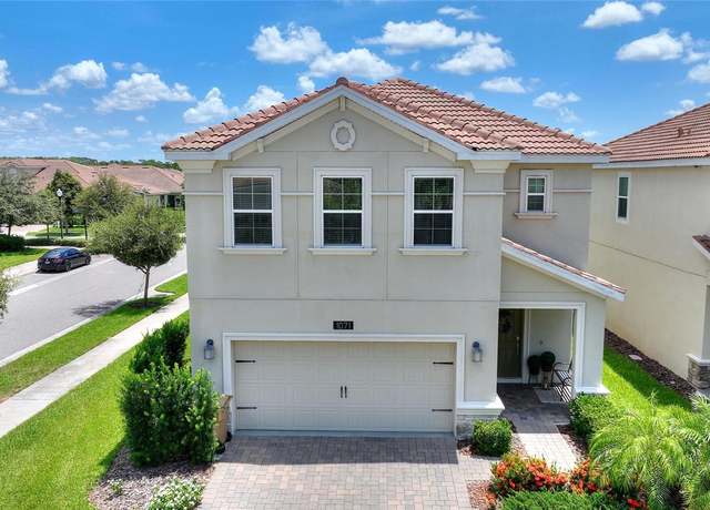 Property at 1071 Trappers Trail Loop, Davenport, FL 33896, 3 beds, 3 baths