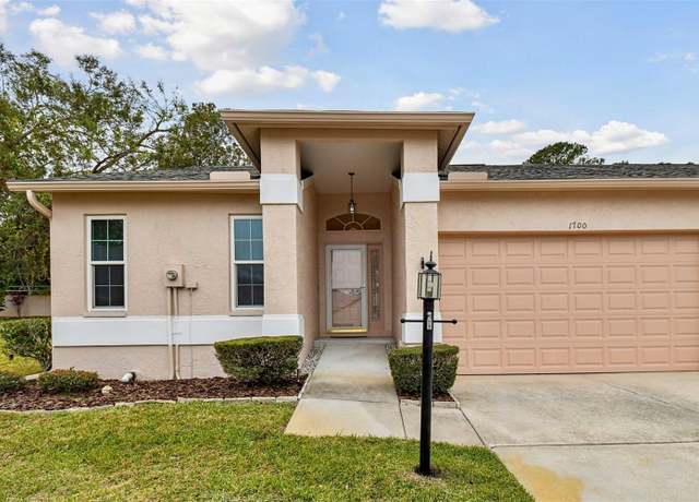 Property at 1700 Highland Club Ct, Palm Harbor, FL 34684, 2 beds, 2 baths