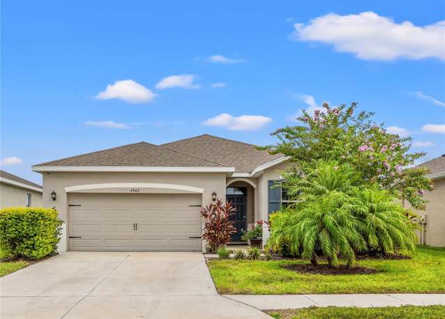 Property at 3942 Mossy Limb Ct, Palmetto, FL 34221, 4 beds, 2 baths