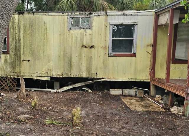 Property at 7135 Elizabeth Ave, Hudson, FL 34667, 2 beds, 1.5 baths