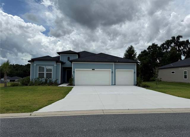Property at 19444 SW 78th Pl, Dunnellon, FL 34432, 4 beds, 2 baths