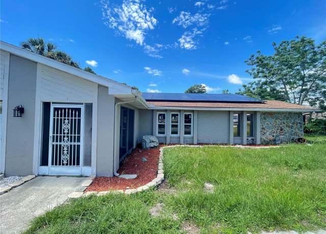 Property at 8209 Chaucer Dr, Weeki Wachee, FL 34607, 3 beds, 2 baths