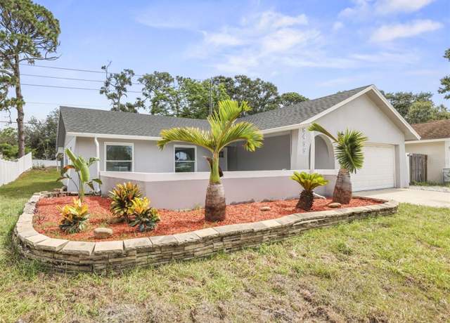 Property at 8499 101st Ave, Seminole, FL 33777, 3 beds, 2 baths
