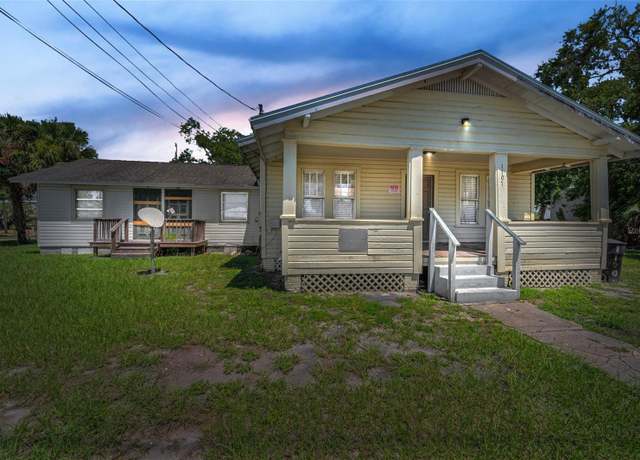 Property at 1107 N Garden Ave, Clearwater, FL 33755, 5 beds, 2 baths