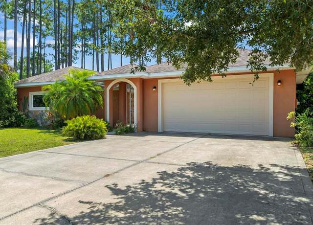 Property at 17 Emmons Ln, Palm Coast, FL 32164, 4 beds, 3 baths